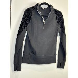 Lululemon‎ Floral black pullover